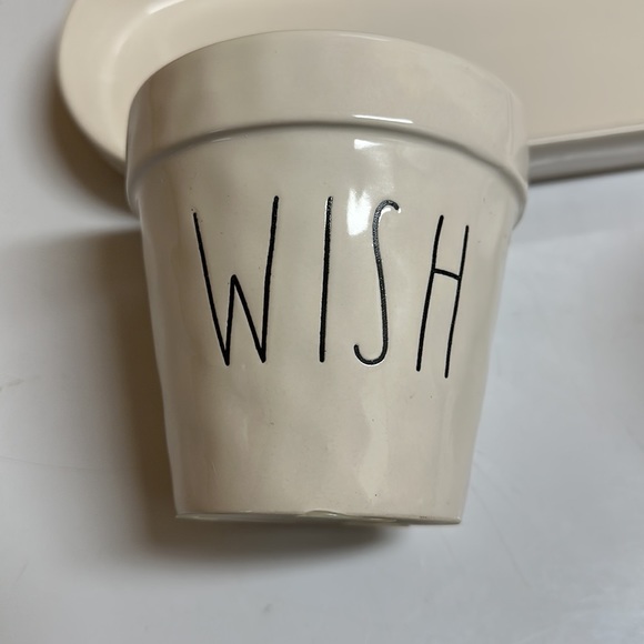 ❌SOLD❌ NWOT! Rae Dunn Tray with 3 Flower Pots. THINK SPRING! - Picture 4 of 8